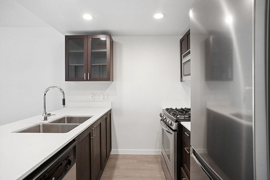 205 4815 Eldorado Mews Vancouver, BC - 6