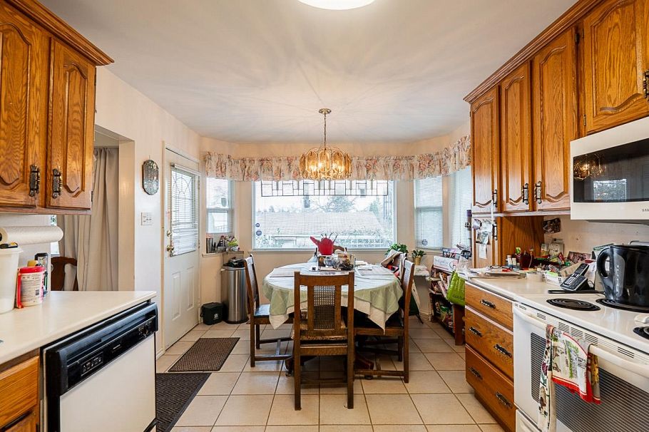 7430 Boundary Road Burnaby, BC - 13