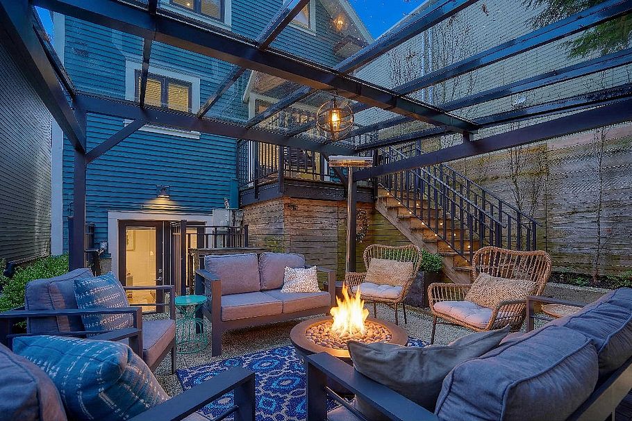 73 E 27th Avenue Vancouver, BC - 27