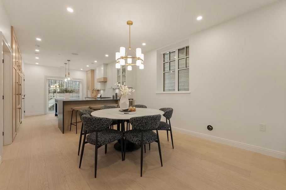 2540 Grant Street Vancouver, BC - 6