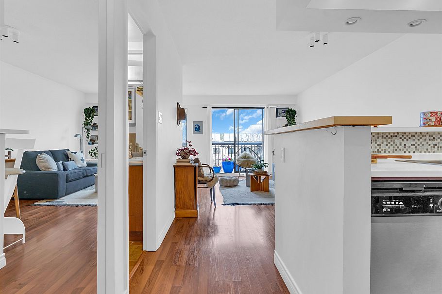 302 2330 Maple Street Vancouver, BC - 8