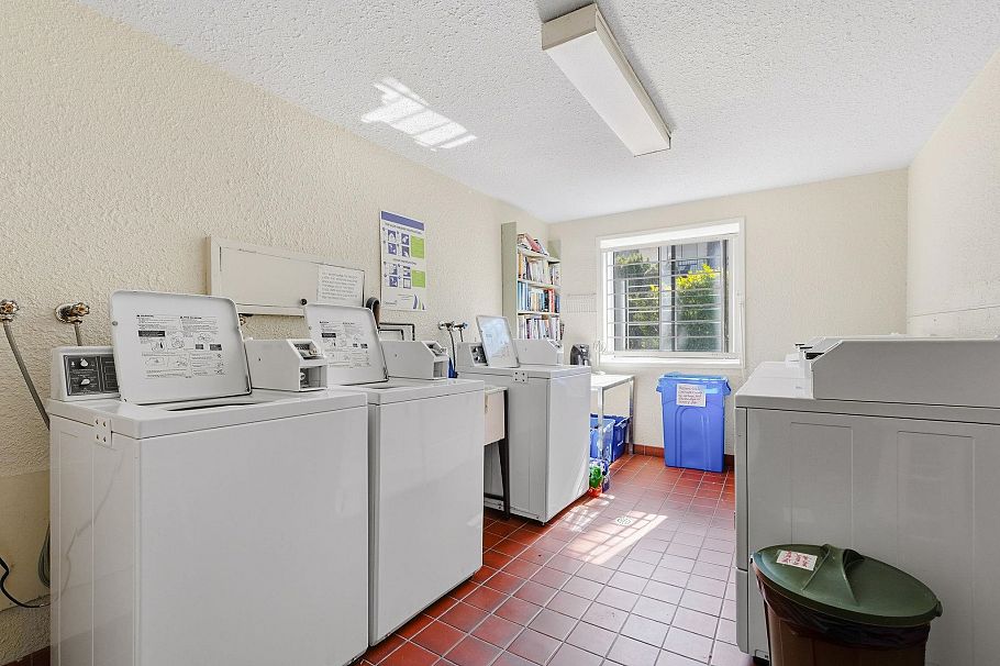 105 307 W 2nd Street North Vancouver, BC - 28