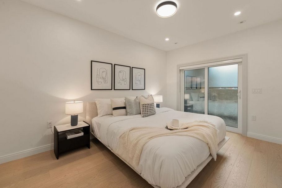 2540 Grant Street Vancouver, BC - 21