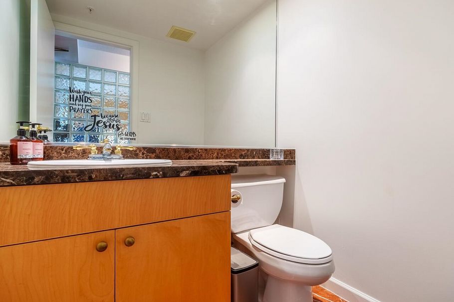 321 1228 Marinaside Crescent Vancouver, BC - 14