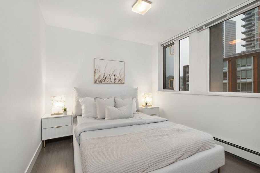 902 1325 Rolston Street Vancouver, BC - 21