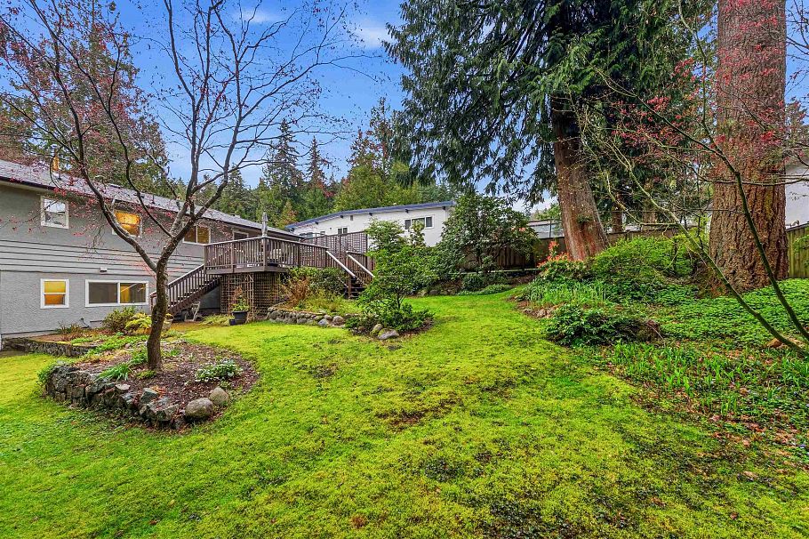 2829 Sechelt Drive North Vancouver, BC - 34