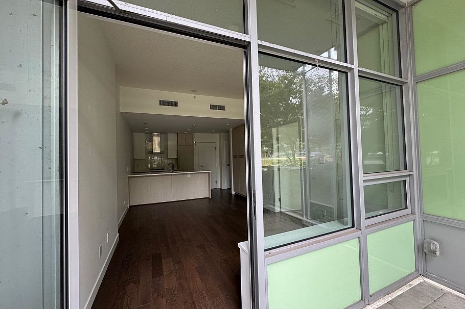 111 5077 Cambie Street Vancouver, BC - 31