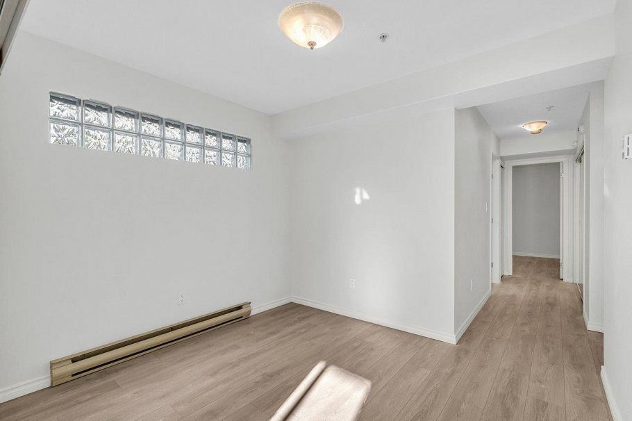 202 966 W 14th Avenue Vancouver, BC - 9