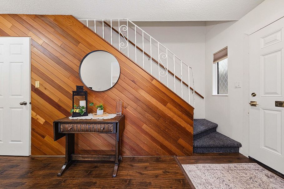 841 Old Lillooet Road North Vancouver, BC - 10