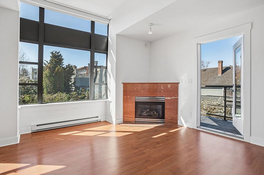 305 2119 Yew Street Vancouver, BC - 4