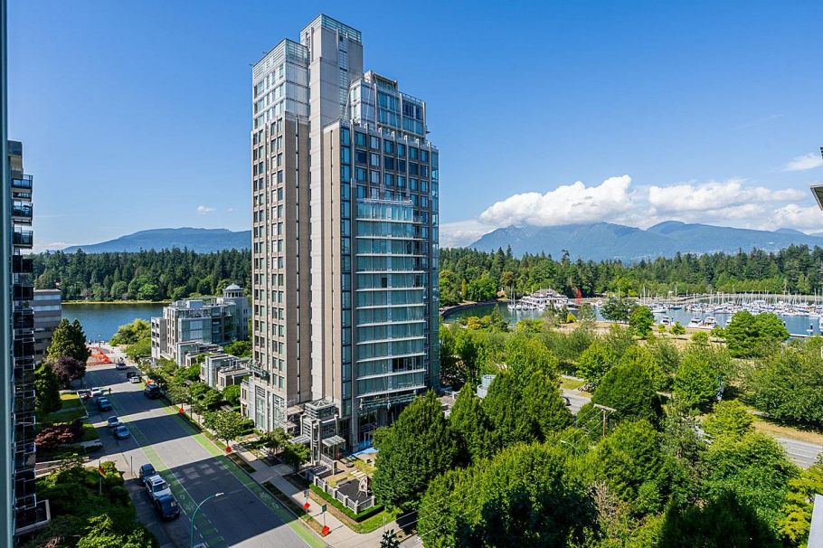 1001 1888 Alberni Street Vancouver, BC - 17
