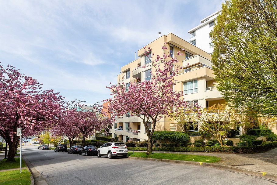 302 1406 Harwood Street Vancouver, BC - 28