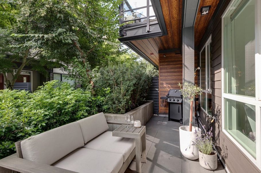 8 533 E 3rd Street North Vancouver, BC - 31