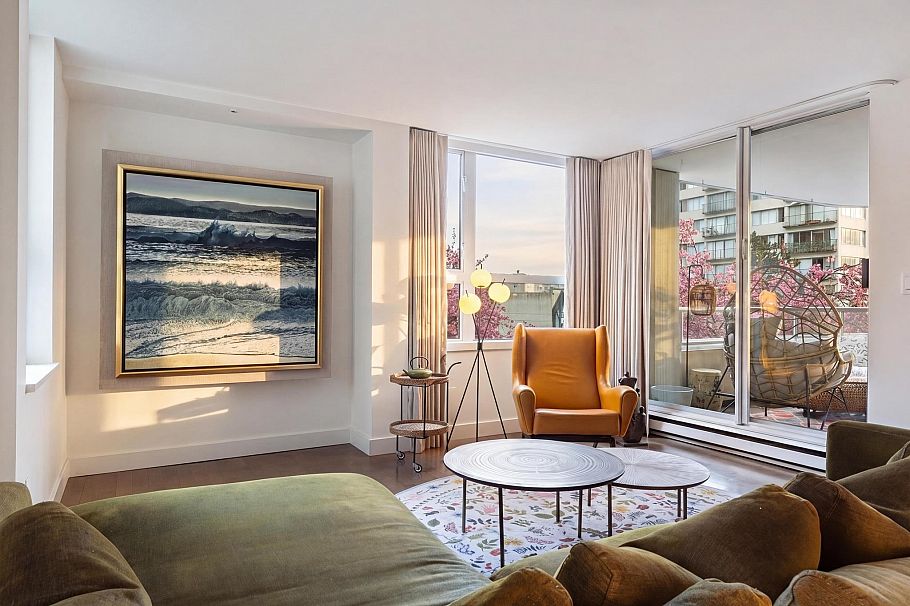 302 1406 Harwood Street Vancouver, BC - 2