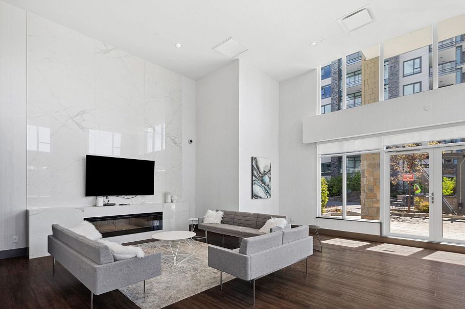 403 2780 Valley Centre Avenue North Vancouver, BC - 37