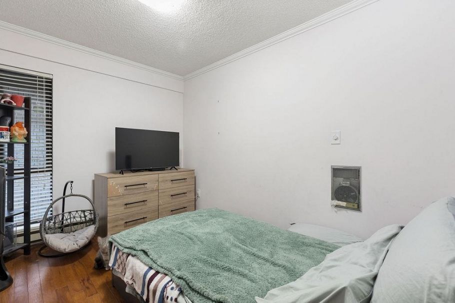 211 444 W 49th Avenue Vancouver, BC - 9