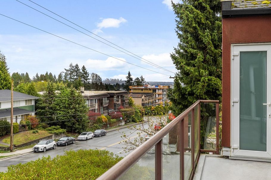 415 121 W 29th Street North Vancouver, BC - 26