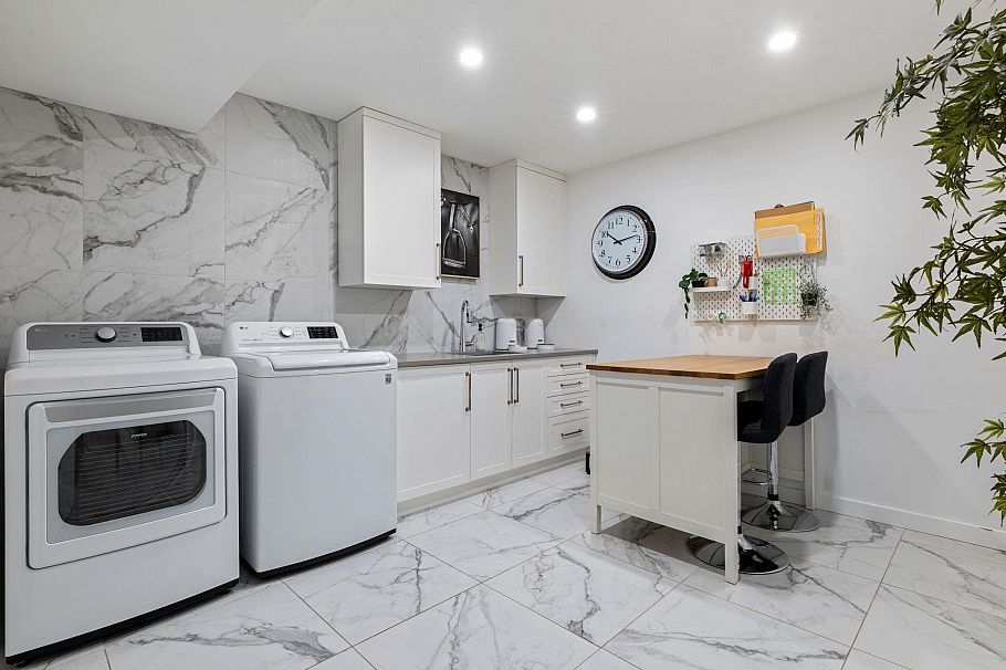 1857 Cliffwood Road North Vancouver, BC - 24