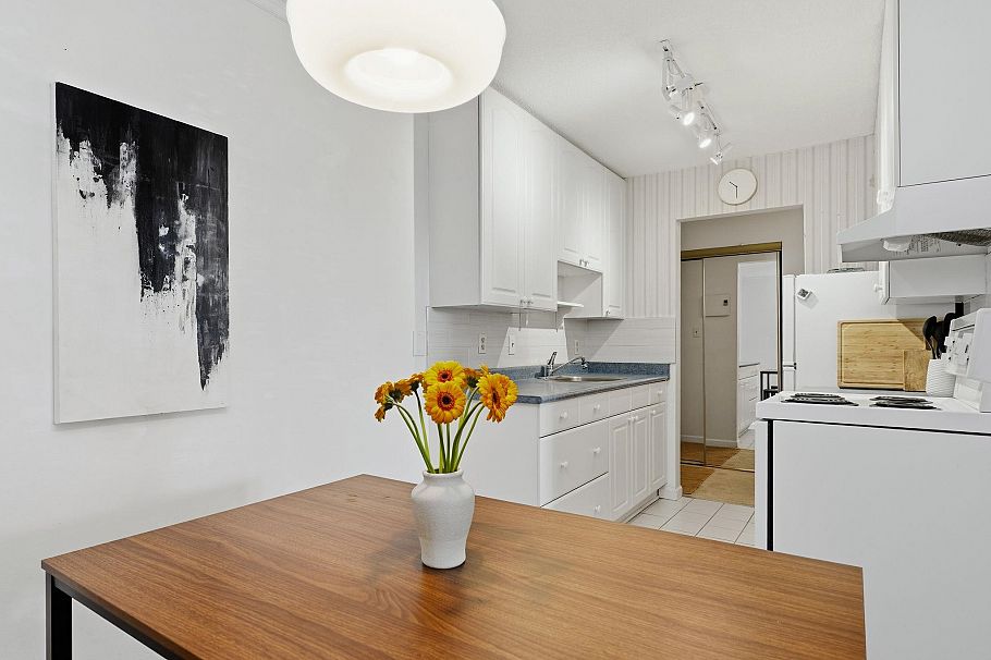 105 307 W 2nd Street North Vancouver, BC - 13