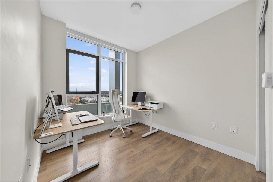 1403 3581 E Kent Avenue North Avenue Vancouver, BC - 3