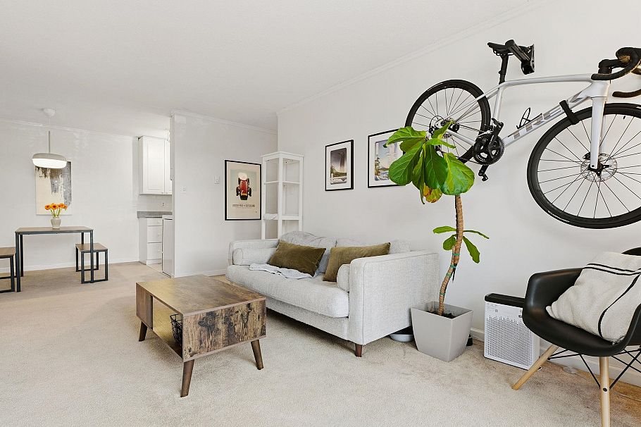 105 307 W 2nd Street North Vancouver, BC - 10