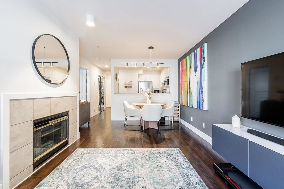 203 2140 W 12th Avenue Vancouver, BC - 4