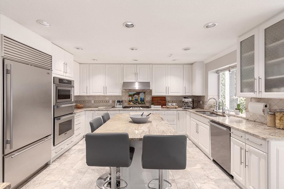 3557 W 36th Avenue Vancouver, BC - 8