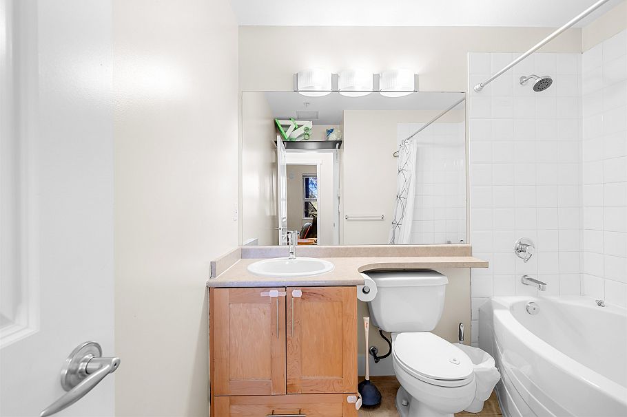 1217 4655 Valley Drive Vancouver, BC - 23