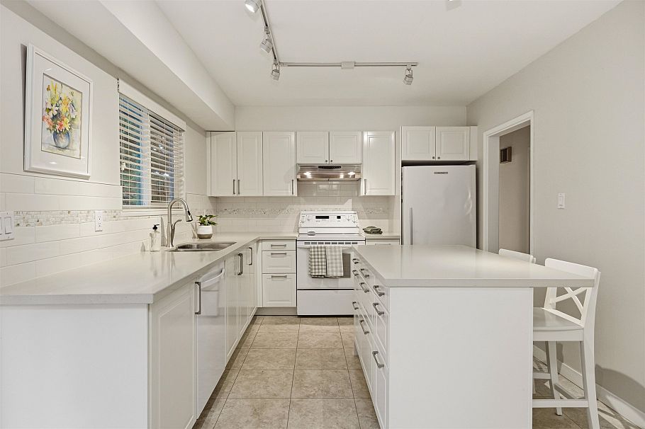 2829 Sechelt Drive North Vancouver, BC - 15