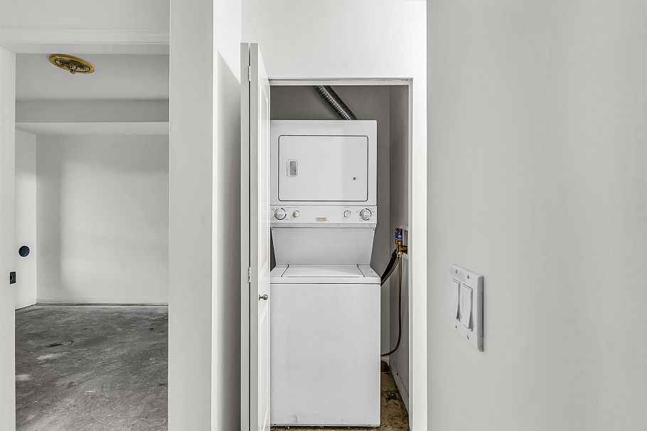 206 3151 Connaught Crescent North Vancouver, BC - 19