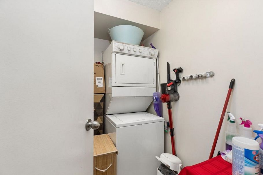 211 444 W 49th Avenue Vancouver, BC - 15