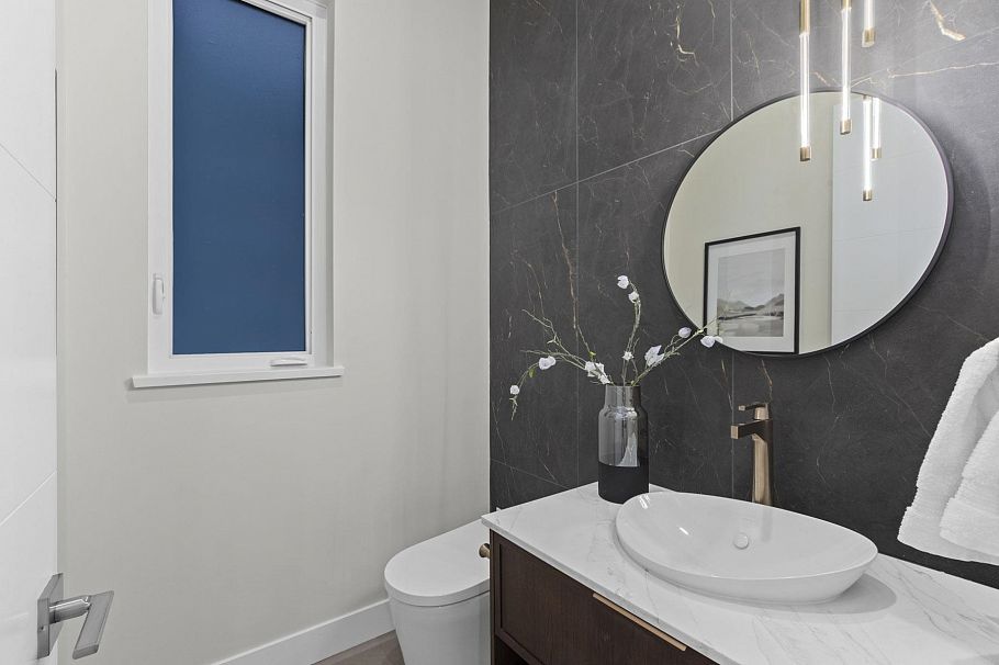 3073 Fromme Road North Vancouver, BC - 18