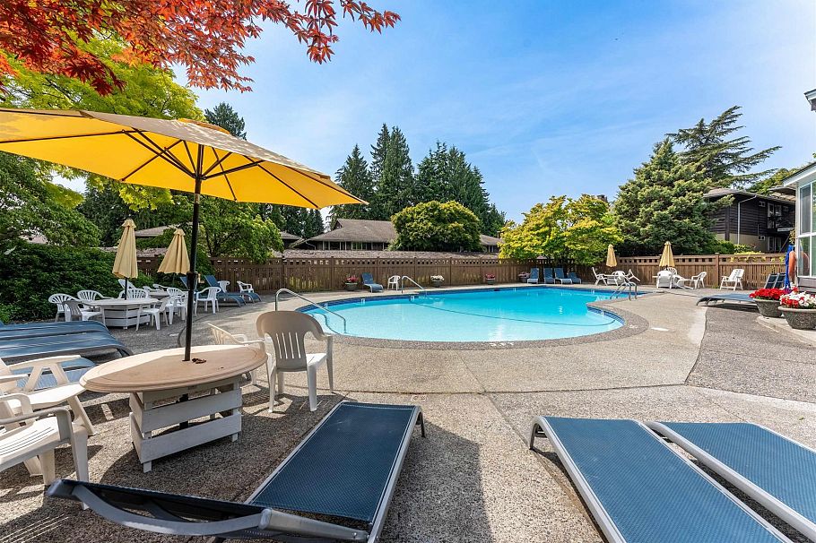 402 555 W 28th Street North Vancouver, BC - 30