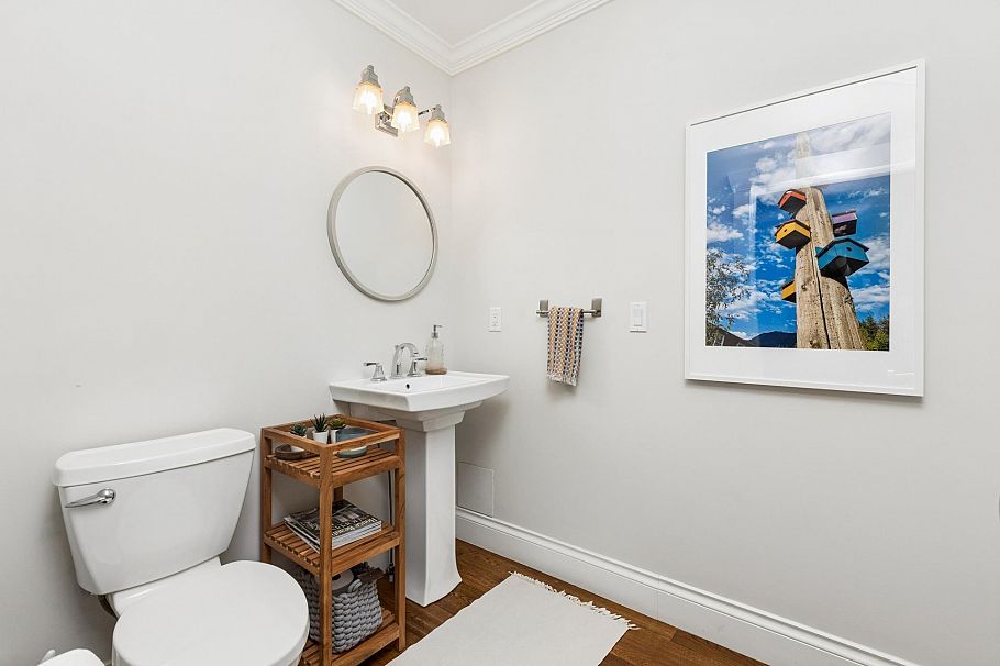 3476 Wellington Crescent North Vancouver, BC - 21