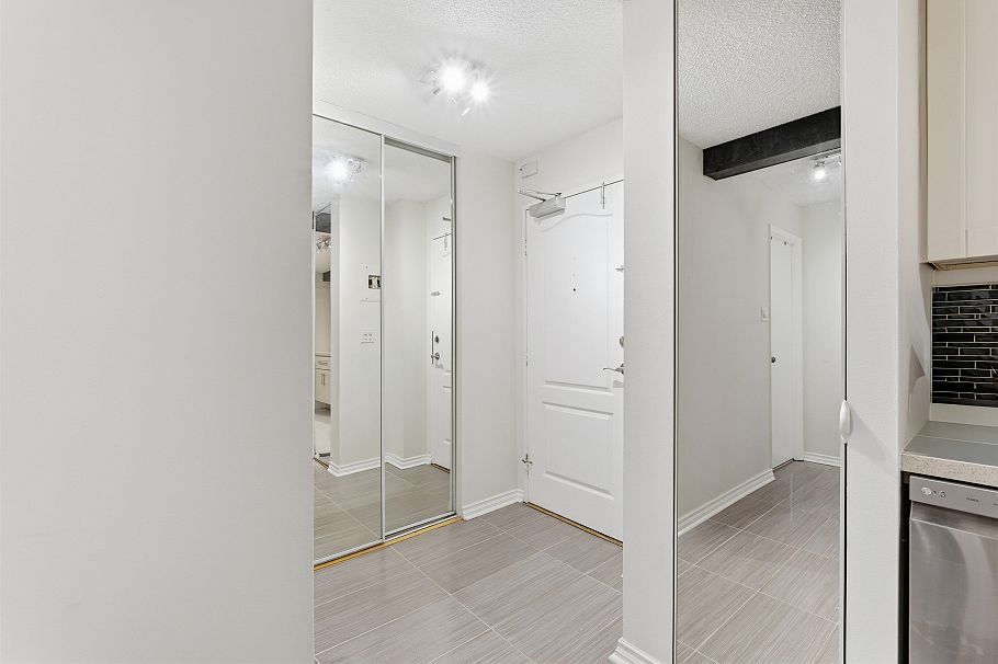 218 2012 FULLERTON AVENUE, North Vancouver BC V7P 3E3 North Vancouver, BC - 5