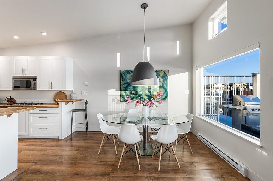 FRSL17 415 W Esplanade Avenue North Vancouver, BC - 19