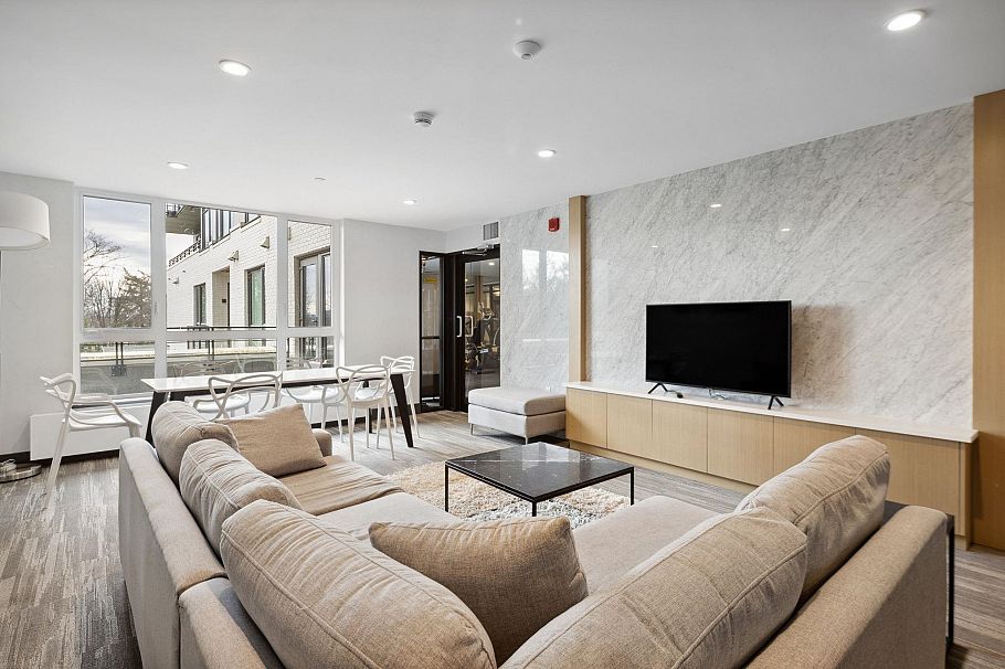 201 707 E 3rd Street North Vancouver, BC - 29