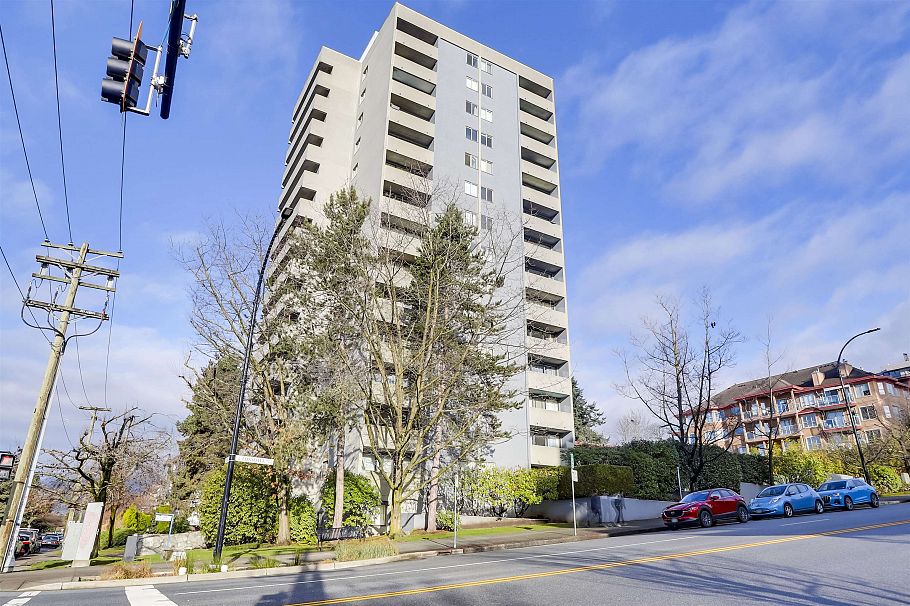 1206 110 W 4th Street North Vancouver, BC - 25