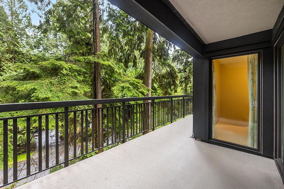 1135 Heritage Boulevard North Vancouver, BC - 11