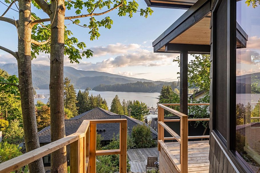 2375 Caledonia Avenue North Vancouver, BC - 29