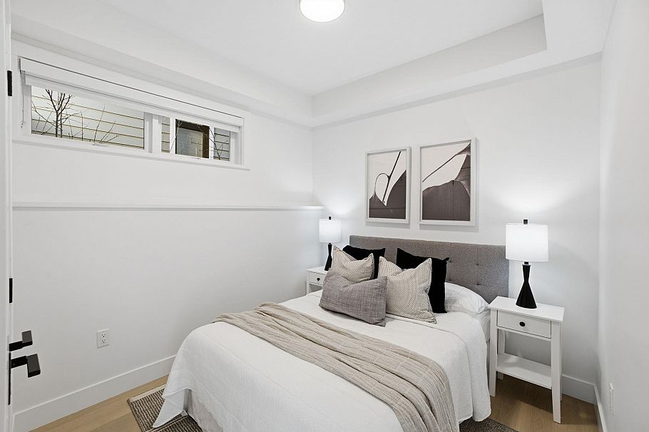 1967 Napier Street Vancouver, BC - 13