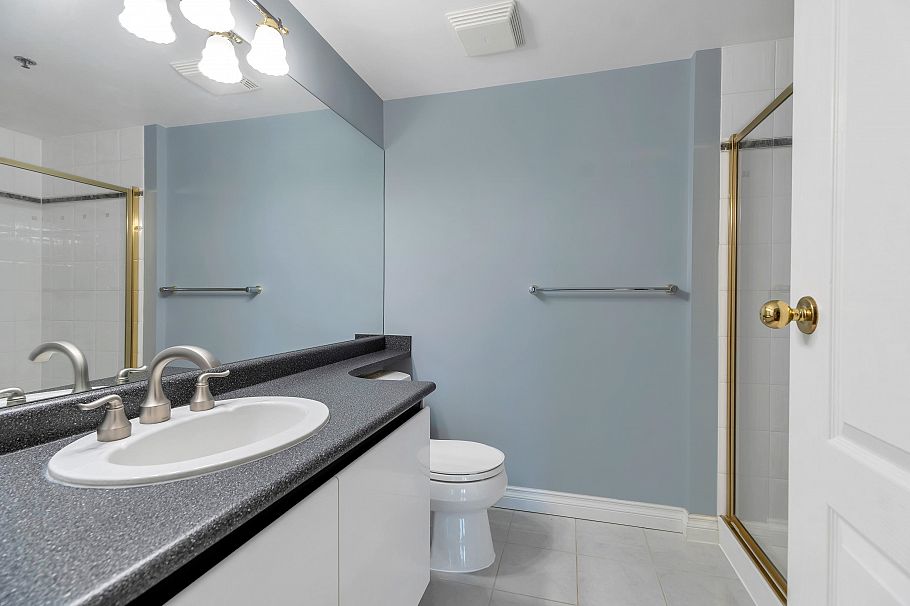 603 1132 Haro Street Vancouver, BC - 32