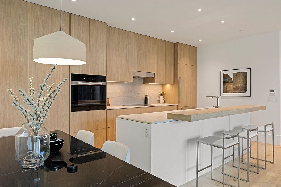 1 2830 Musqueamview Street Vancouver, BC - 7