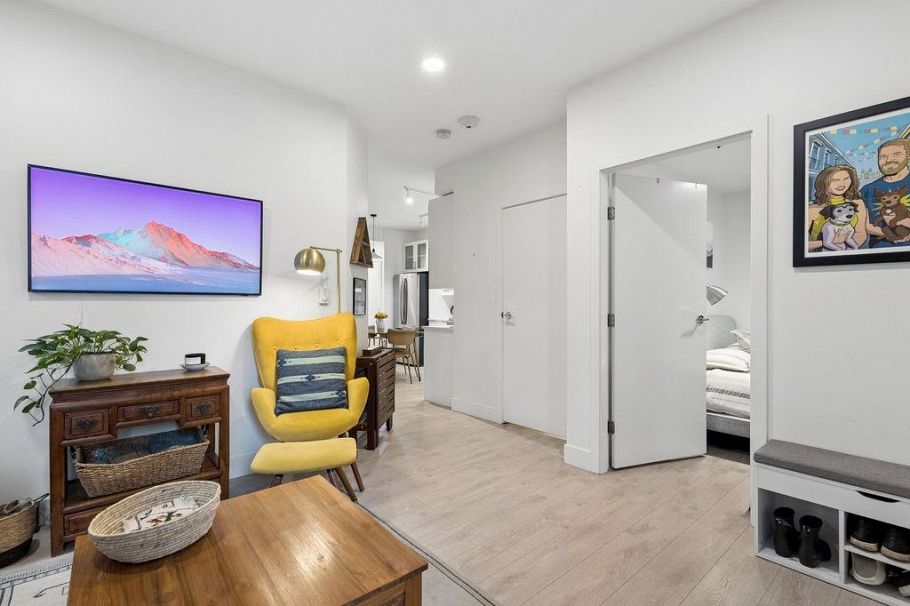 4860 Slocan Street Vancouver, BC - 11