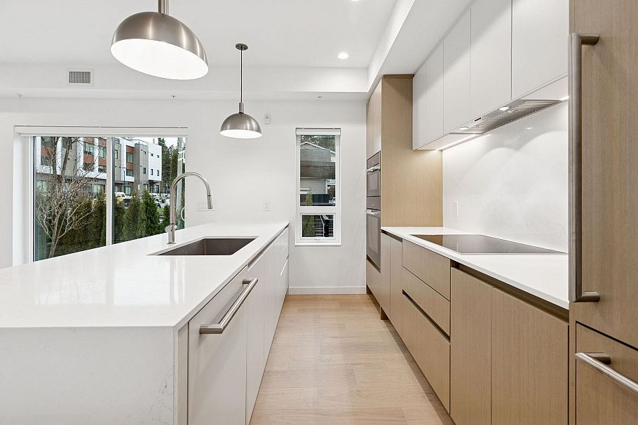 4817 Laurel Street Vancouver, BC - 9