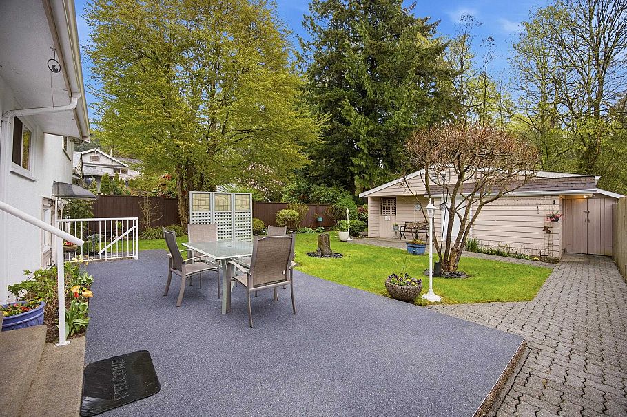 1852 Larson Road North Vancouver, BC - 15