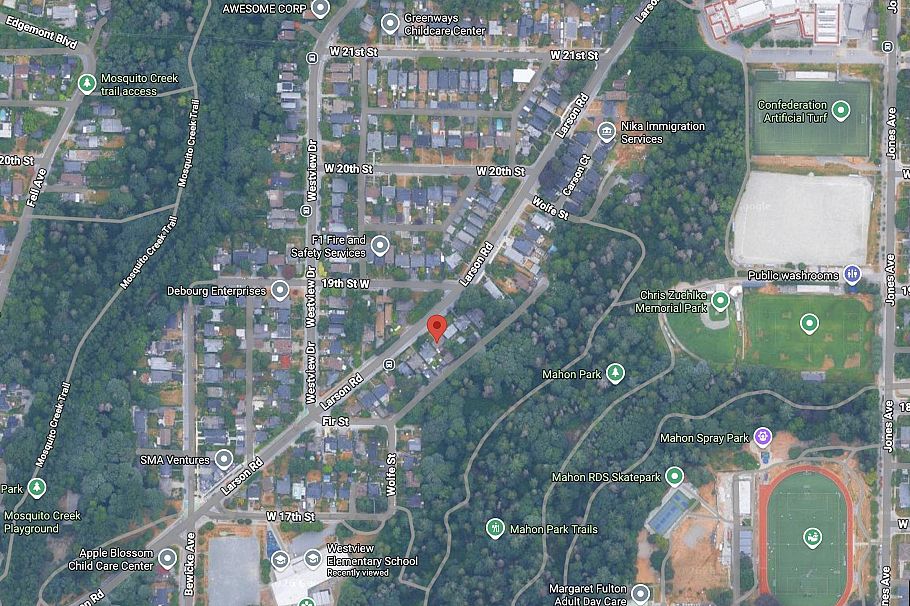 1852 Larson Road North Vancouver, BC - 38