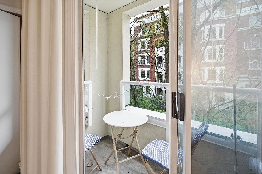 307 1230 Haro Street Vancouver, BC - 2