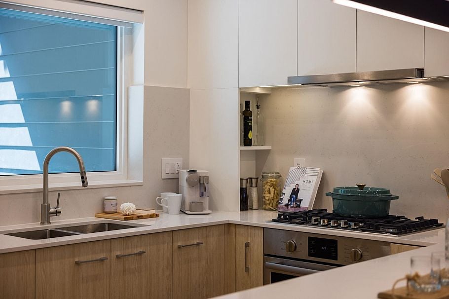 102 342 Mountain Highway North Vancouver, BC - 5