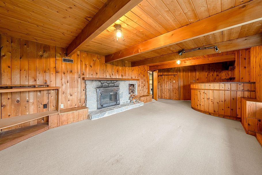 234 Rondoval Crescent North Vancouver, BC - 28